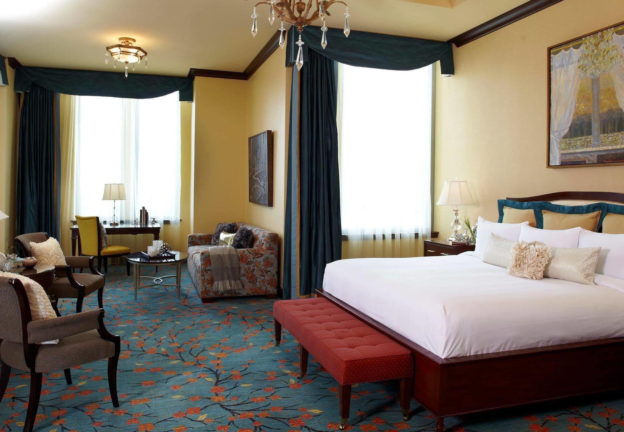 Renaissance Montgomery Hotel & Spa At The Convention Center Exteriér fotografie